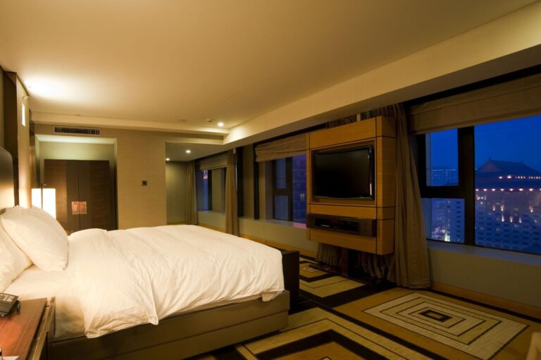 Bed room 768x511