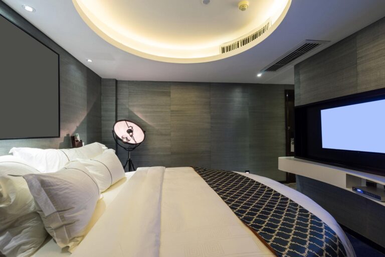 Guest Room 768x512