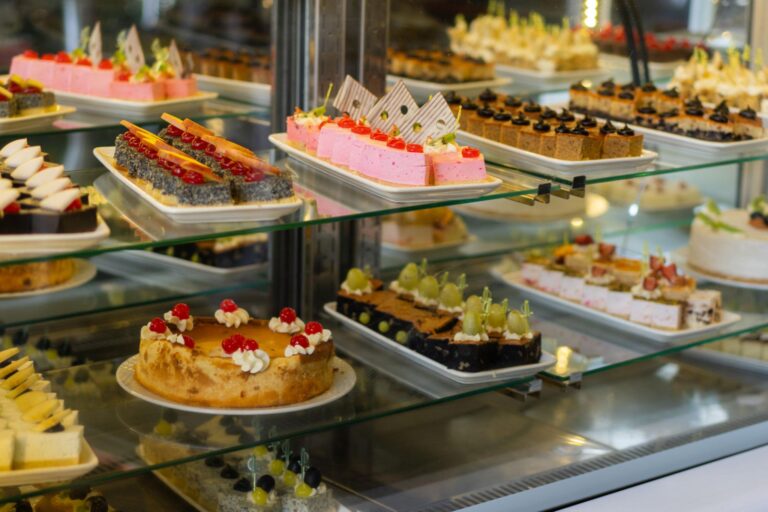 Kingdom Of Cakes 768x512