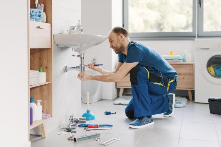 dilip kundan plumber 768x513