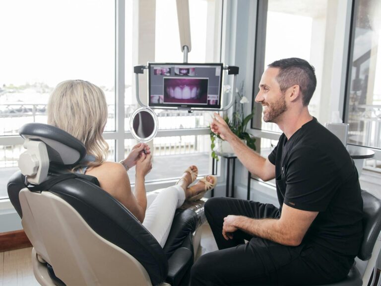 dr sunalis dental solutions 768x576