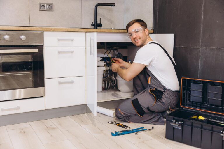 pk plumbing services 768x512