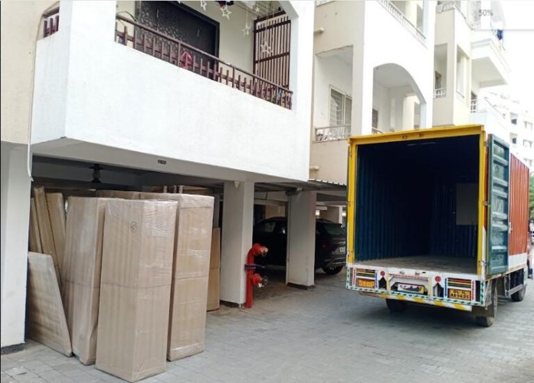 planet packers and movers delhi1 768x551