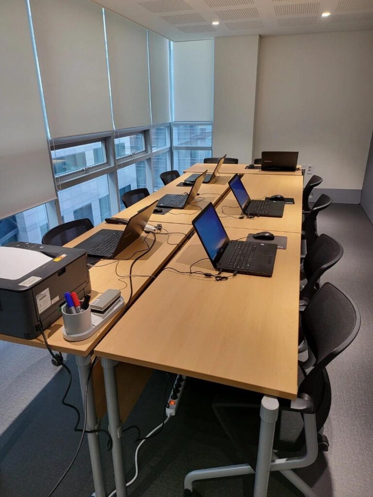 rentio laptop on rent delhi 768x1024
