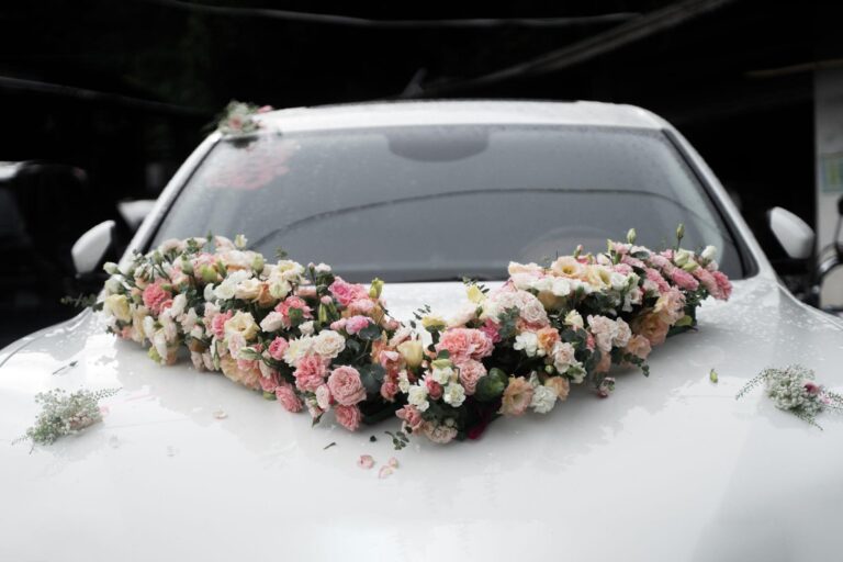 wedding car 3 768x512